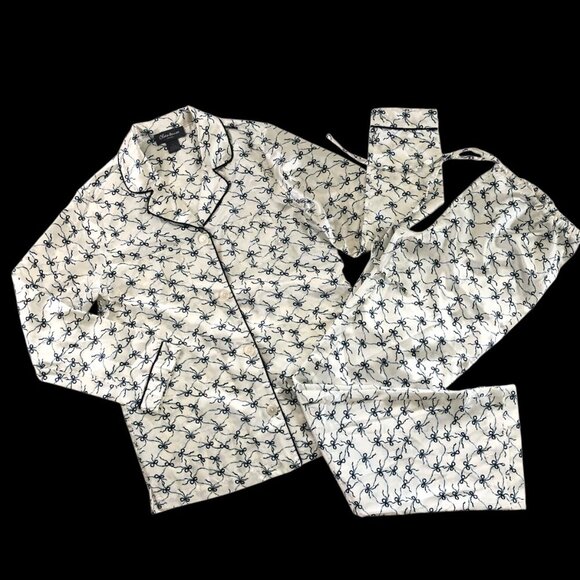 Chanteuse Ribbon Print Satin button front elastic waist pajama set size Small - Picture 1 of 8